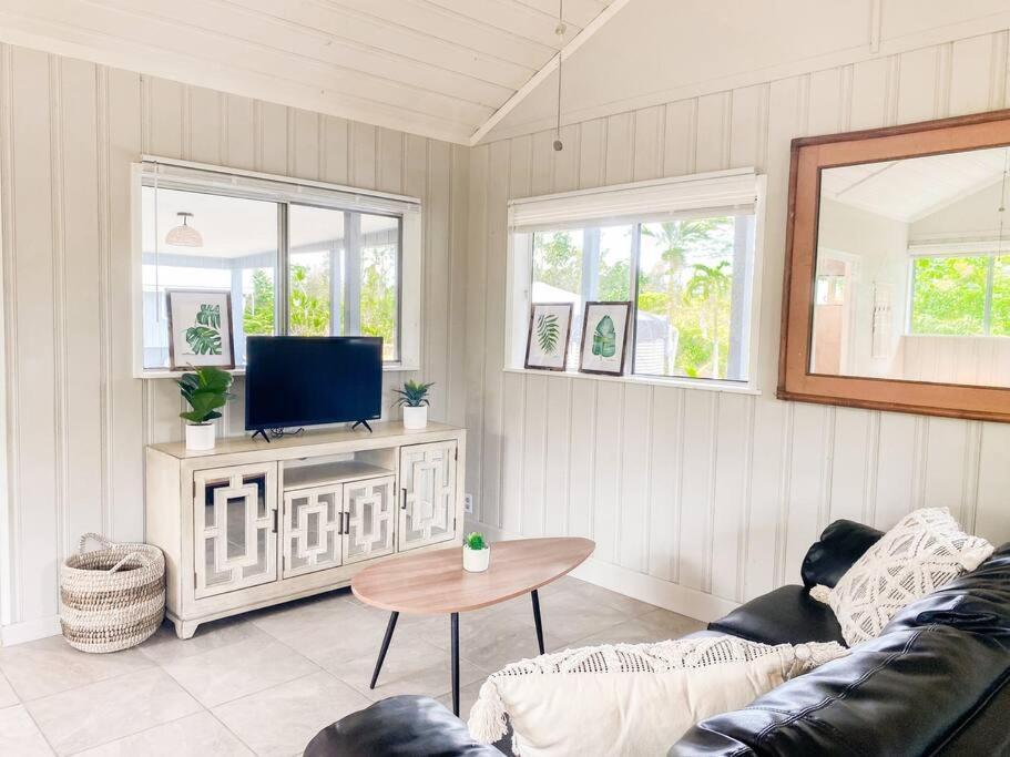 Monstera Bungalow, Spacious, King Bed, Big Kitchen Keaau Екстериор снимка
